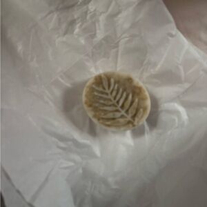 Natural Leaf-Embossed Skincare Moisturizer